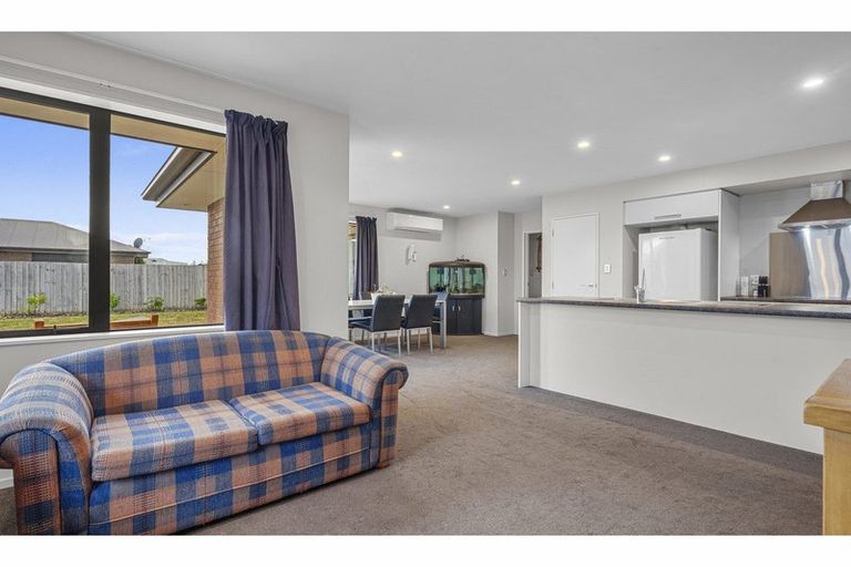 Photo of property in 8 Grasmere Close, Rangiora, 7400