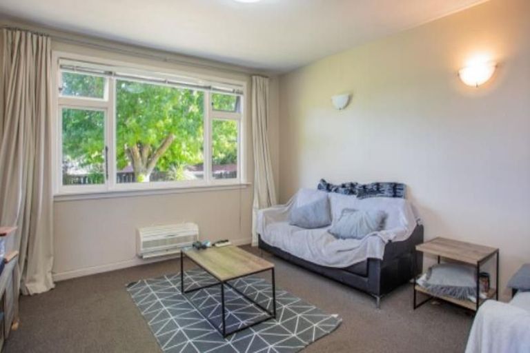 Photo of property in 2/29 Dunedin Street, Redwood, Christchurch, 8051