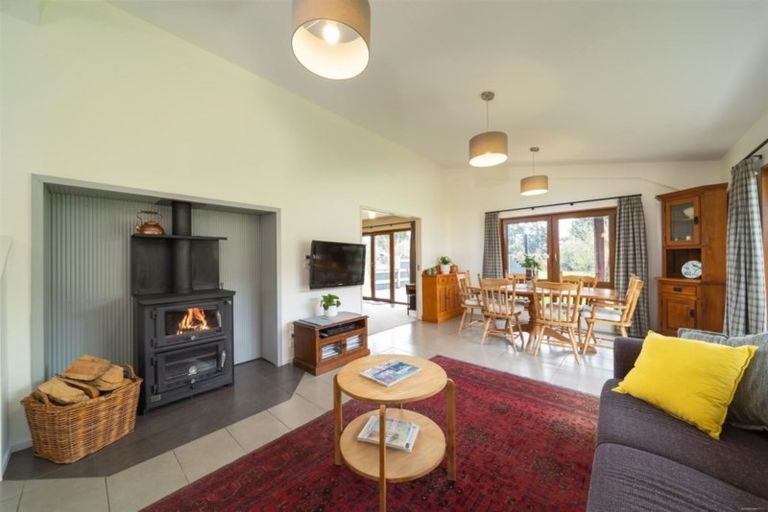 Photo of property in 812 Kane Road, Hawea Flat, Wanaka, 9382