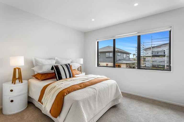 Photo of property in 70 Nganui Avenue, Takanini, Auckland, 2112