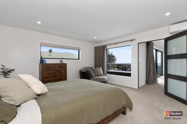 Photo of property in 6 Shaw Road, Waihi Beach, 3611