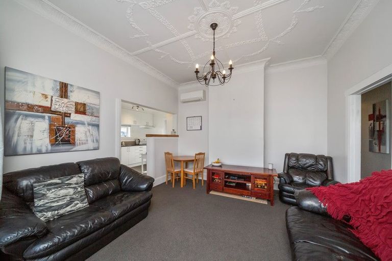 Photo of property in 240 Saint Aubyn Street, New Plymouth, 4310