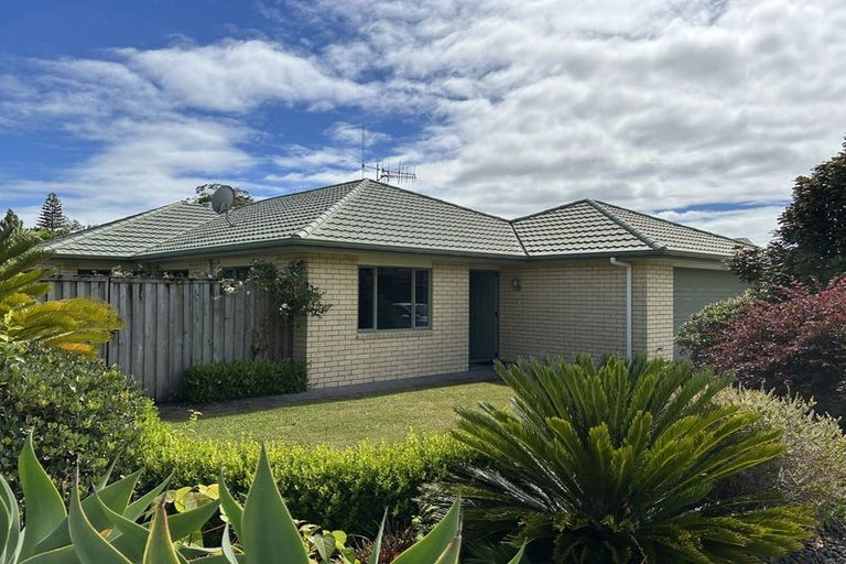 Photo of property in 11 Pembroke Drive, Bethlehem, Tauranga, 3110