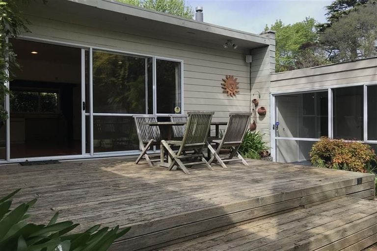 Photo of property in 9 Ford Road, Opawa, Christchurch, 8023