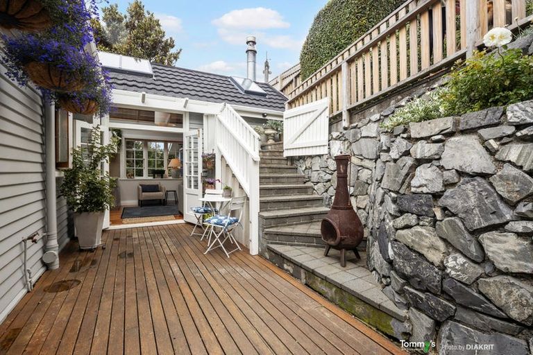 Photo of property in 152 Grafton Road, Roseneath, Wellington, 6011