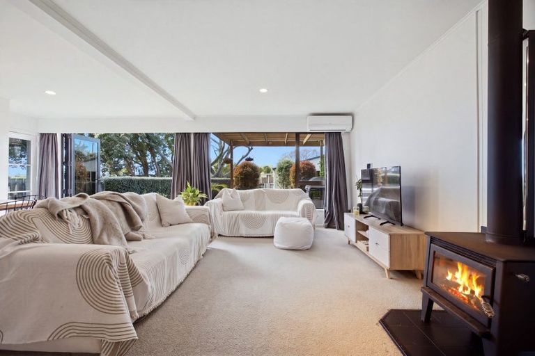 Photo of property in 265a Waitaha Road, Welcome Bay, Tauranga, 3112