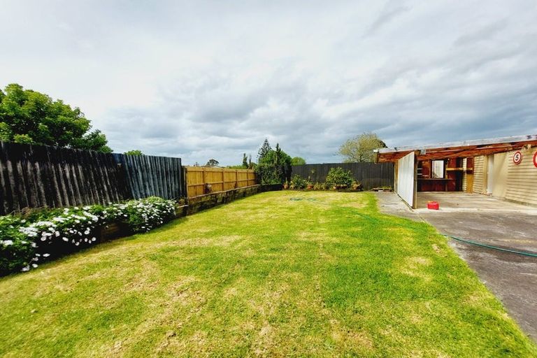 Photo of property in 50 Convair Crescent, Mangere, Auckland, 2022