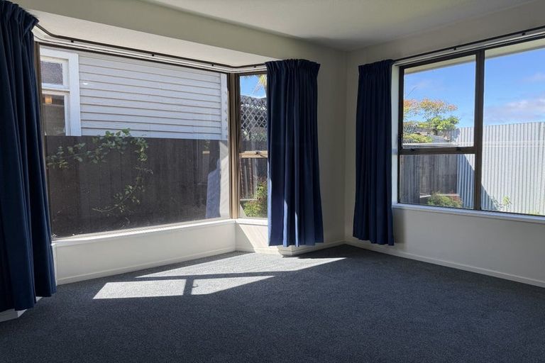 Photo of property in 1/12 Dover Street, St Albans, Christchurch, 8014