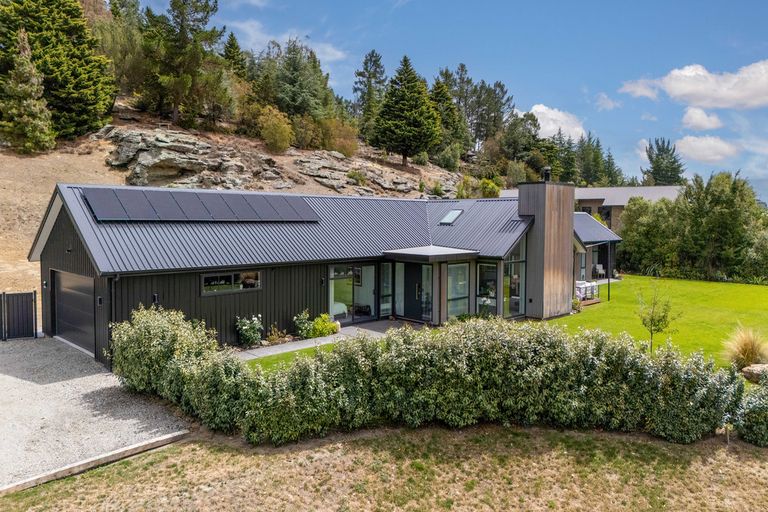 Photo of property in 98 Aronui Road, Bridge Hill, Alexandra, 9320