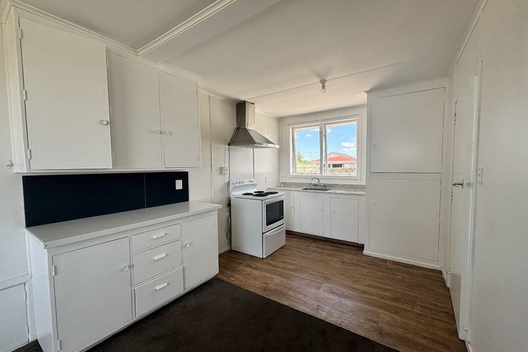 Photo of property in 1 Cambridge Street, Putaruru, 3411