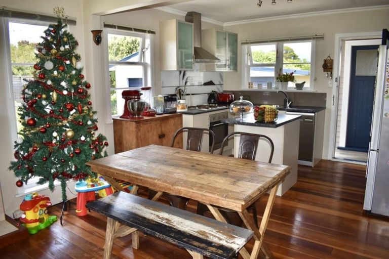 Photo of property in 16 Lemon Street, Otaki, 5512