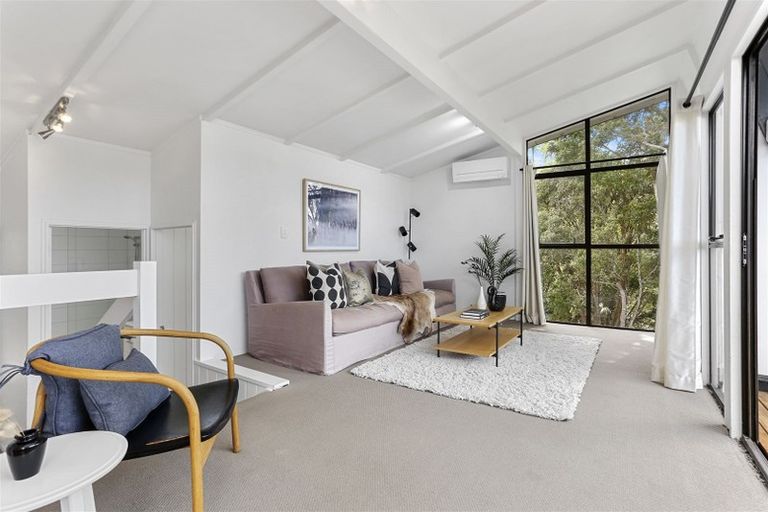 Photo of property in 3/6 Le Roy Terrace, Birkenhead, Auckland, 0626