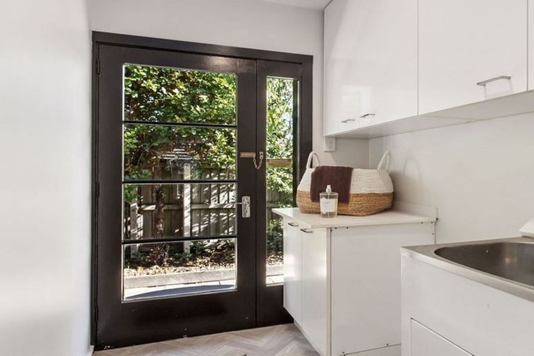 Photo of property in 34 Glenfield Crescent, Mairehau, Christchurch, 8052