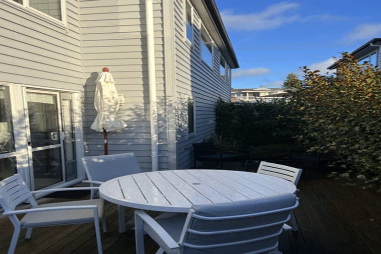 Photo of property in 25 Waterloo Road, Milford, Auckland, 0620