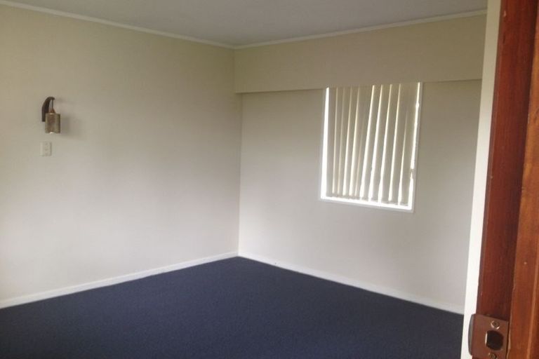 Photo of property in 2/162 Porchester Road, Papakura, 2110
