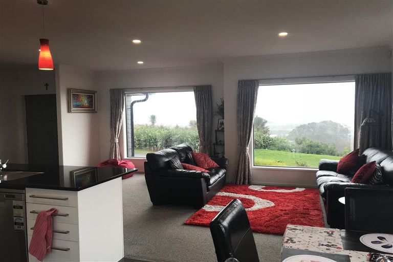 Photo of property in 34 Broadwater Close, Pyes Pa, Tauranga, 3112