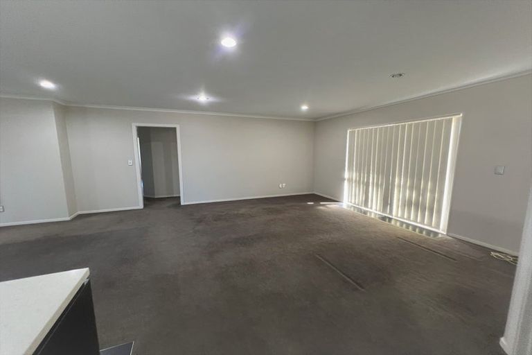 Photo of property in 2 Hector Drive, Rototuna North, Hamilton, 3210