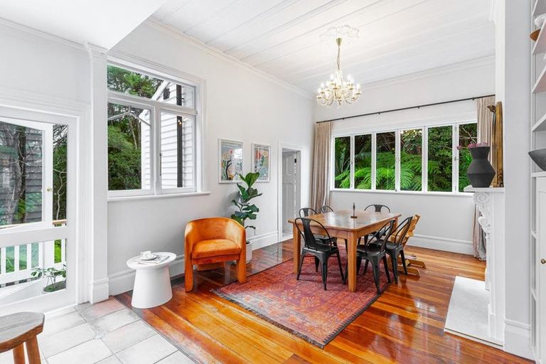 Photo of property in 262 Glengarry Road, Glen Eden, Auckland, 0602