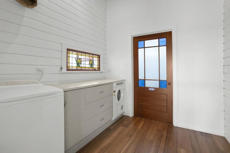 Photo of property in 66-66a Kuratawhiti Street, Greytown, 5712