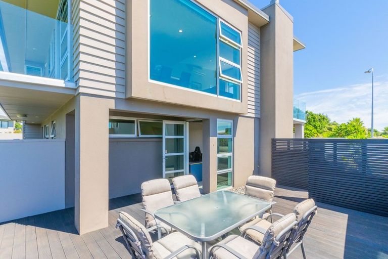 Photo of property in 134 Renown Road, Raumati South, Paraparaumu, 5032