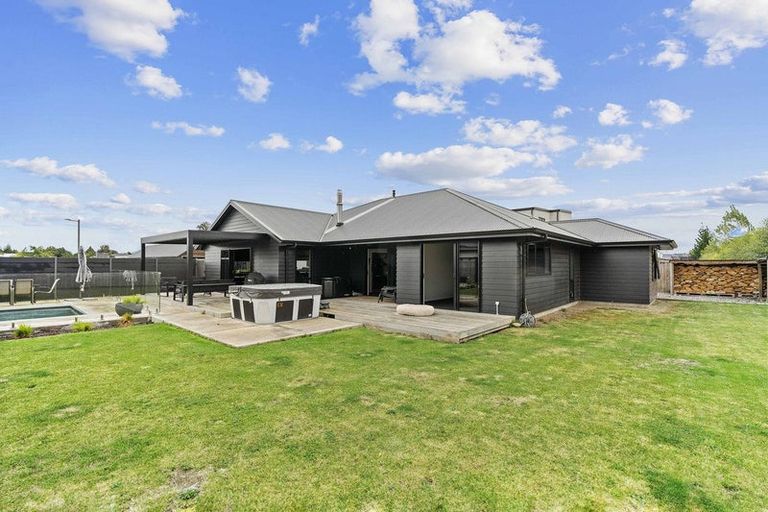 Photo of property in 35 Marine Corps Drive, Solway, Masterton, 5810