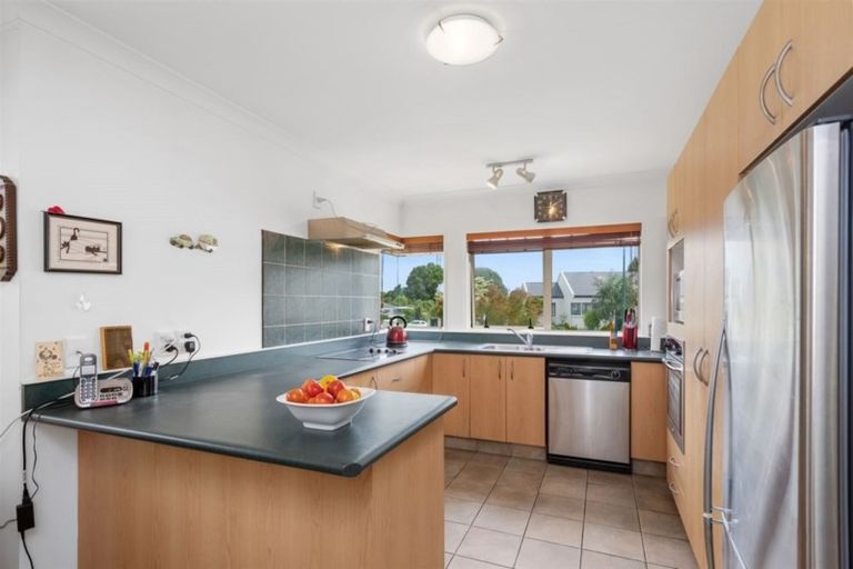 Photo of property in 2 Tuscany Place, Ohauiti, Tauranga, 3112