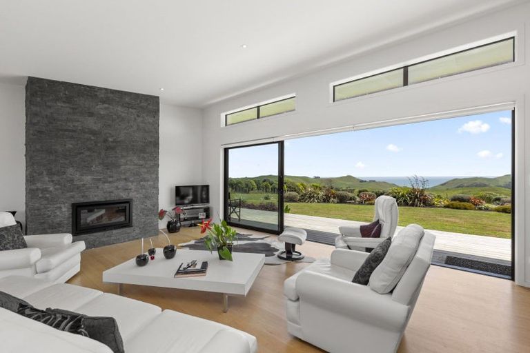 Photo of property in 812 Ruapuke Road, Raglan, 3296