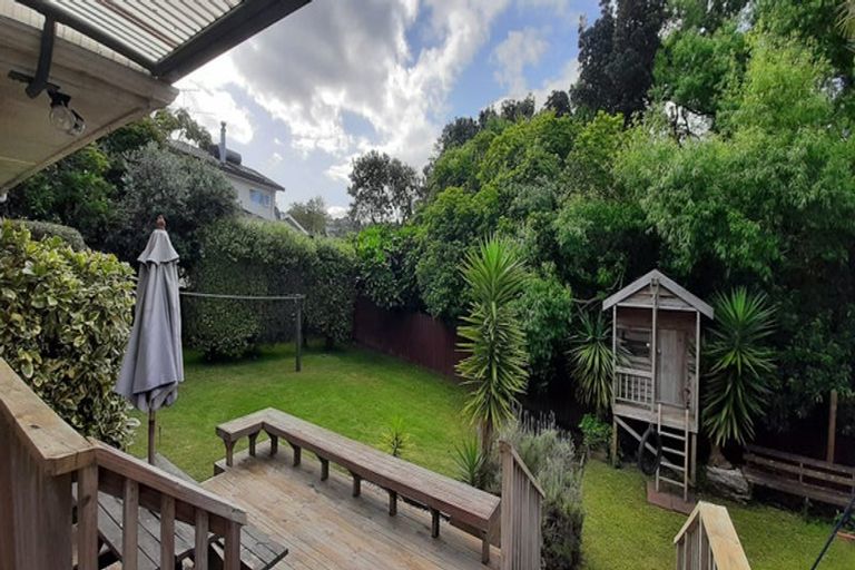 Photo of property in 60 Moore Street, Hillcrest, Auckland, 0627