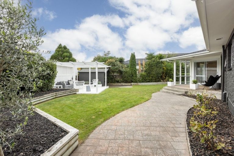 Photo of property in 42 Iona Road, Havelock North, 4130