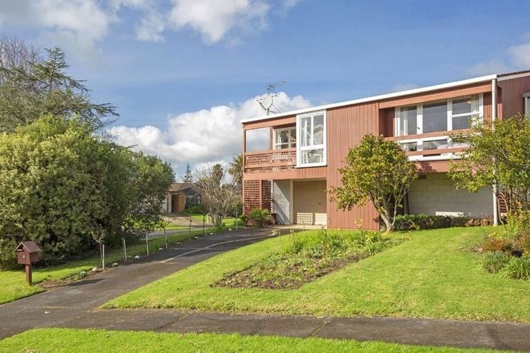 Photo of property in 2a Rachael Place, Farm Cove, Auckland, 2012