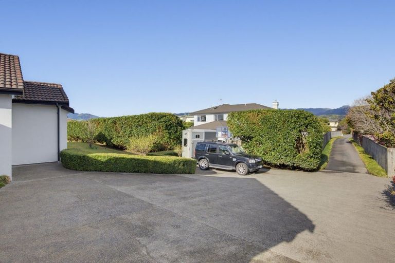 Photo of property in 8 Rae Lane, Paraparaumu Beach, Paraparaumu, 5032