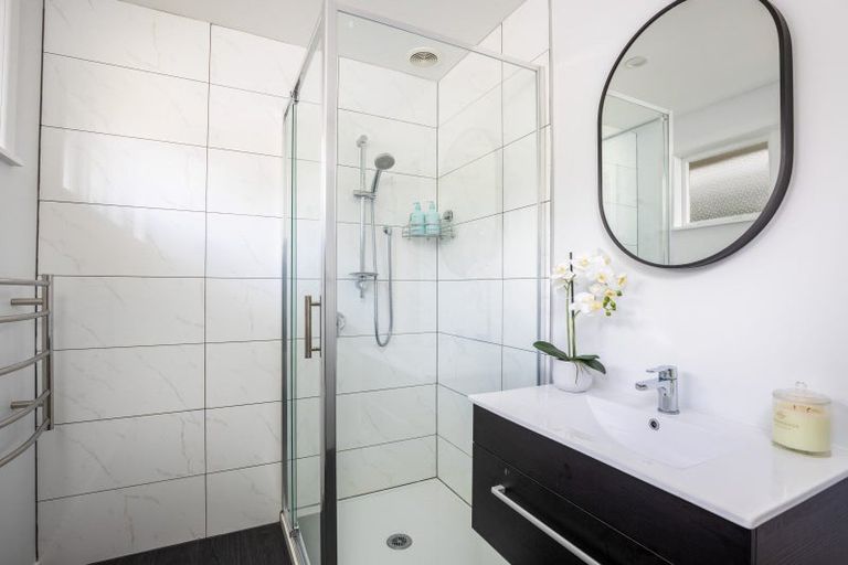 Photo of property in 6 Annandale Street, Lynmouth, New Plymouth, 4310