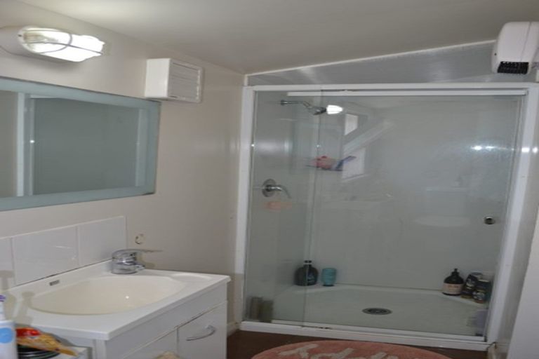 Photo of property in 50 Ellice Street, Mount Victoria, Wellington, 6011