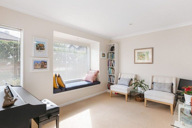 Photo of property in 28 Kinloch Drive, Bethlehem, Tauranga, 3110