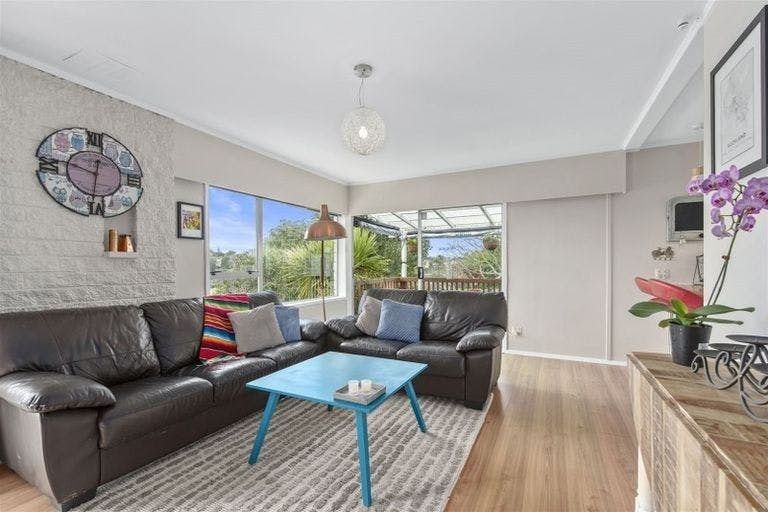 Photo of property in 2/24 Stredwick Drive, Torbay, Auckland, 0630