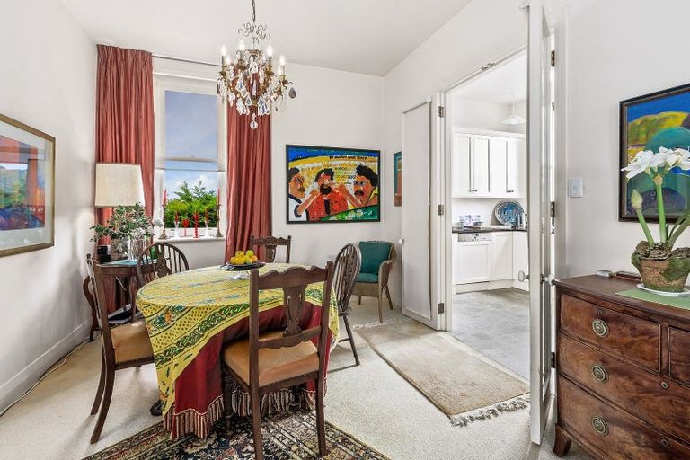 Photo of property in 16b Hadfield Terrace, Kelburn, Wellington, 6012