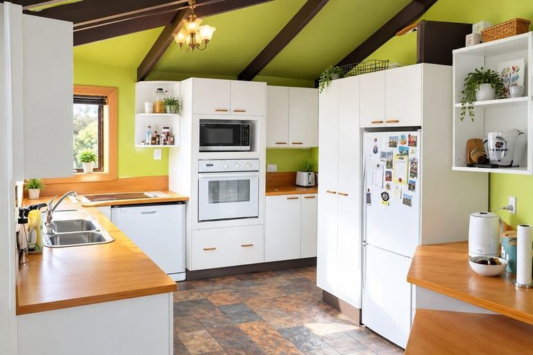Photo of property in 671 Castle Street, North Dunedin, Dunedin, 9016