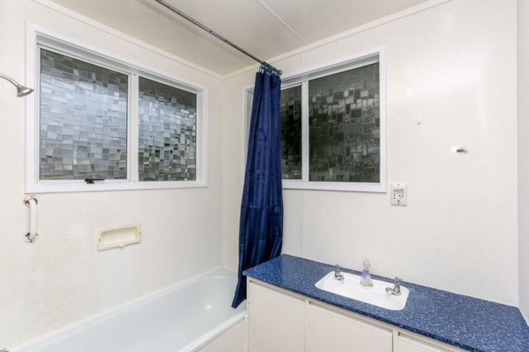 Photo of property in 21 Pembroke Street, Westown, New Plymouth, 4310