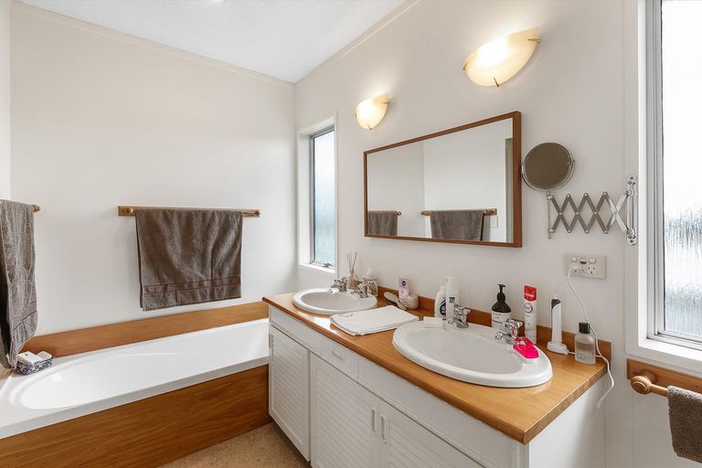 Photo of property in 91 Coronation Road, Morrinsville, 3300