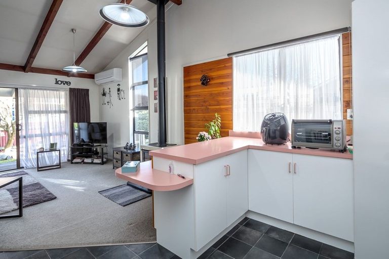 Photo of property in 5b Clifton Avenue, Carterton, 5713