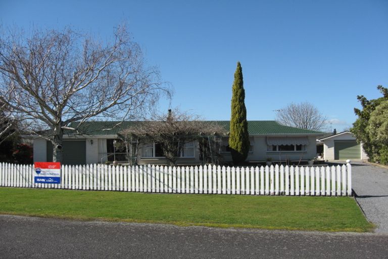 Photo of property in 55 Reading Street, Greytown, 5712