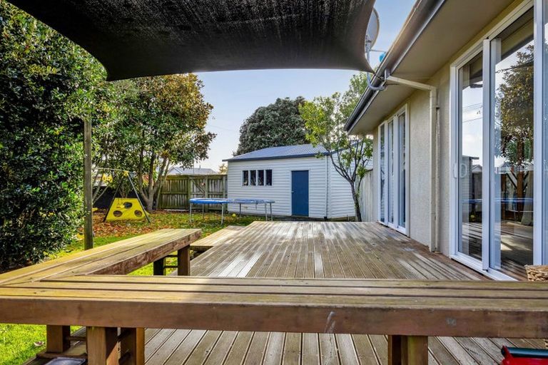 Photo of property in 24 Grey Street, Hawera, 4610