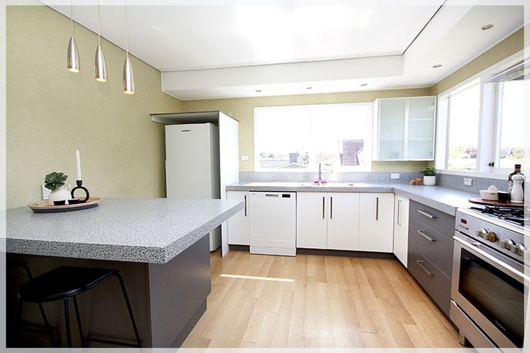 Photo of property in 8 Stuart Street, Levin, 5510