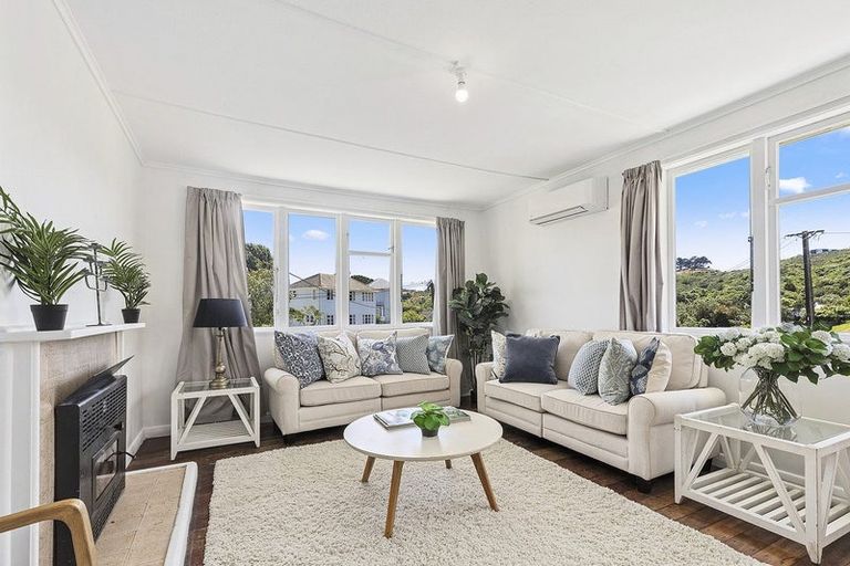 Photo of property in 23 Chew Place, Ranui, Porirua, 5024