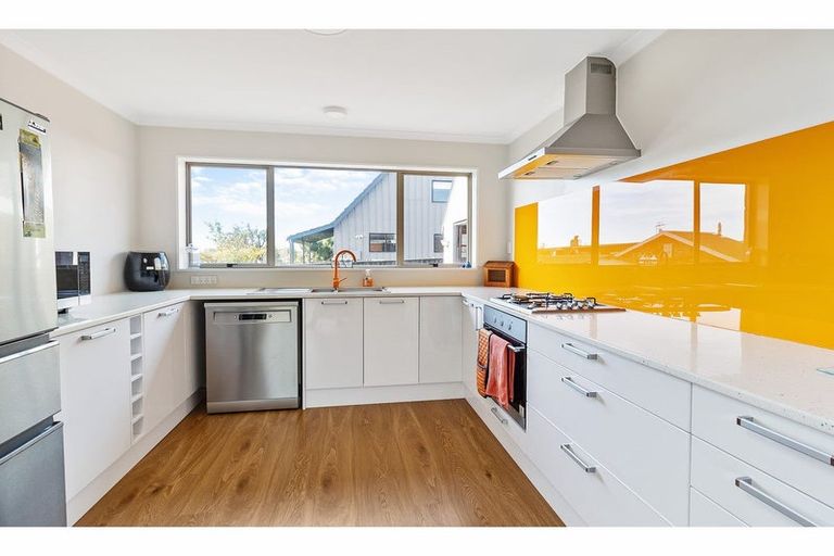 Photo of property in 28a Dampier Street, Oceanview, Timaru, 7910