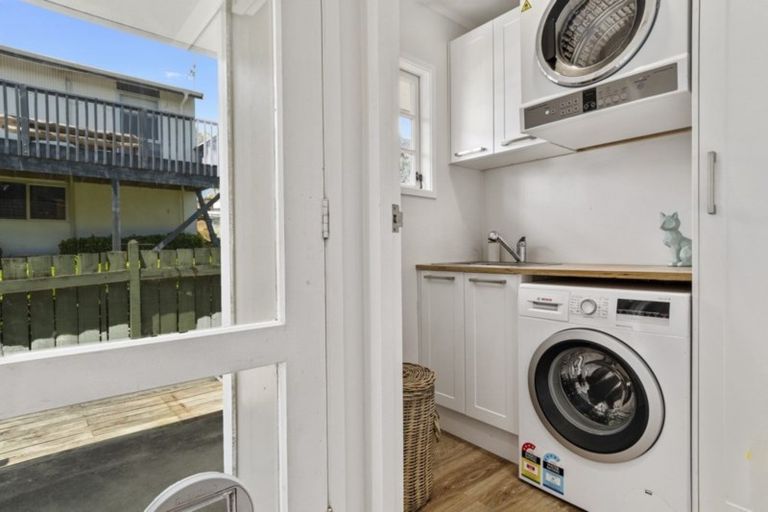 Photo of property in 139 Hinewa Road, Otumoetai, Tauranga, 3110