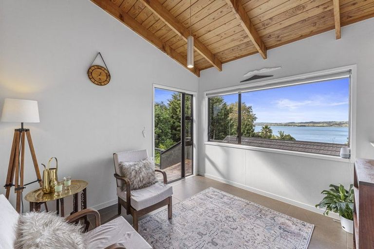 Photo of property in 188 Sandspit Road, Shelly Park, Auckland, 2014