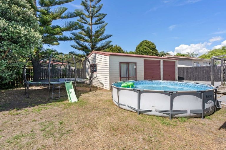 Photo of property in 16 Moki Place, Ruakaka, 0116