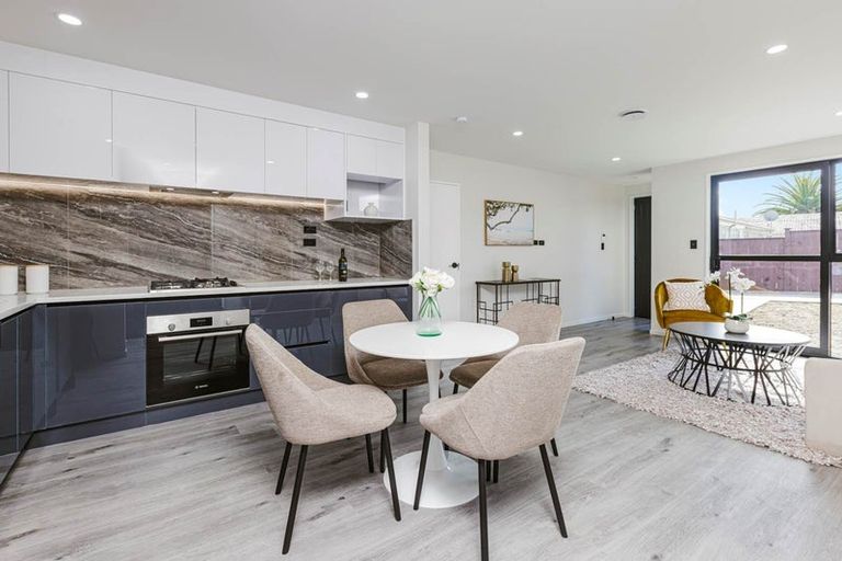 Photo of property in 16d Smedley Street, Manurewa, Auckland, 2102