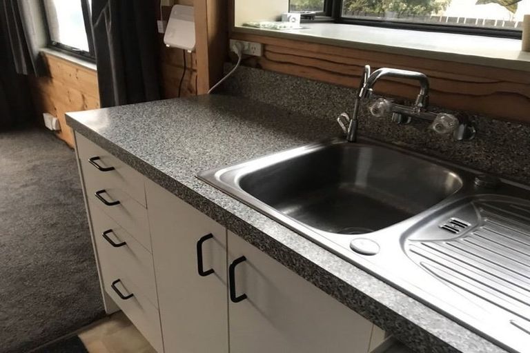 Photo of property in 16 Gretna Street, Heidelberg, Invercargill, 9812